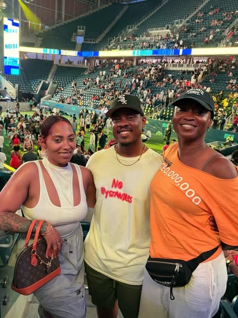 @showingheartsnyc Instagram post